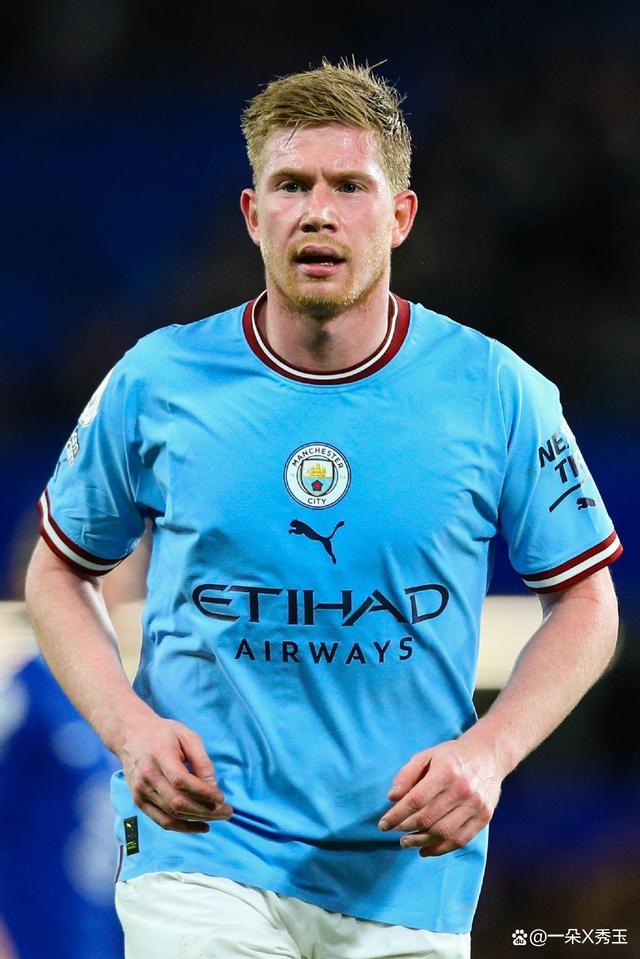 国足公布亚洲杯入选赛名单 费沙哈林时隔352天回归！